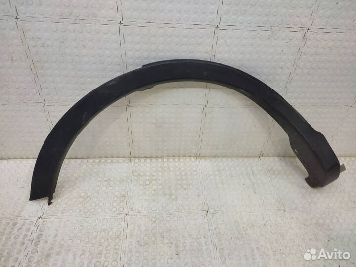 Накладка крыла задняя правая Toyota Rav4 XA40