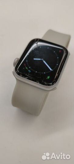 Apple Watch series 5 40mm + aura Strap 2