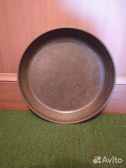 Сковародки,жаровня,подставка,котелки