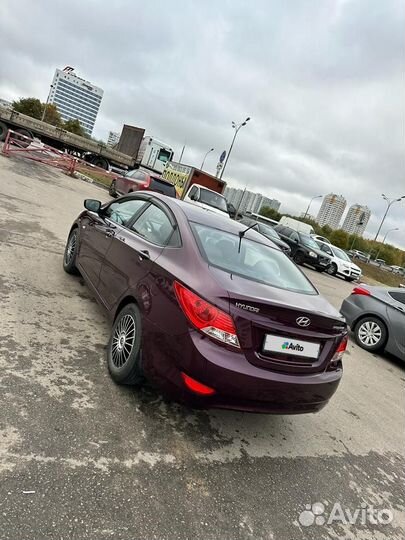 Hyundai Solaris 1.4 AT, 2012, 98 700 км