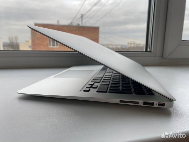 MacBook Air 13 в отличном состоянии