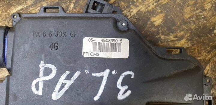 Замок двери задний левый Audi A8 D3