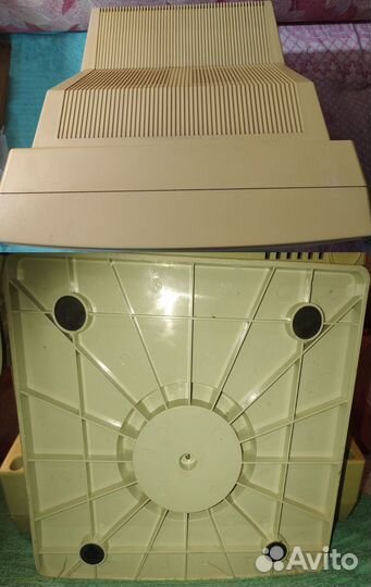 Монитор JEC 14''VGA Autoscan Color Monitor VC-1024