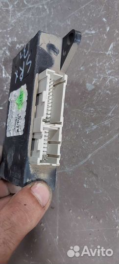 Блок комфорта на Cadillac SRX