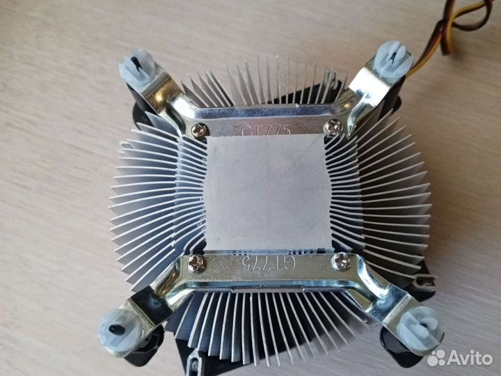 Кулер процеccорный 12v
