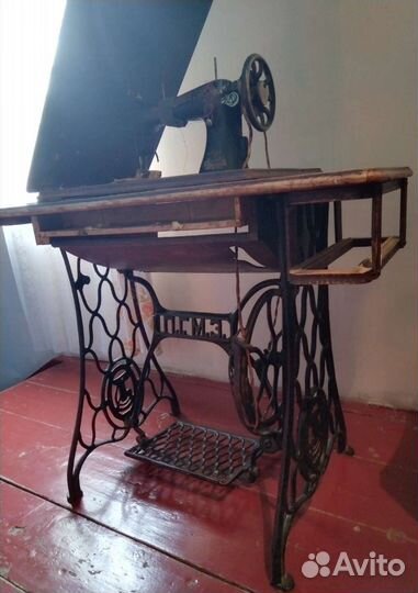 Швейная машина пгмз