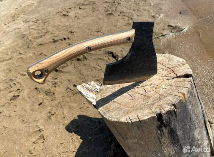 Топор кованый