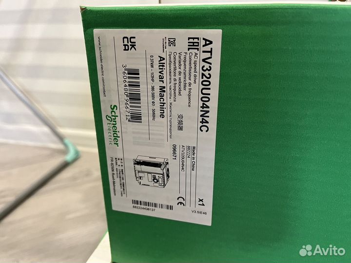Schneider electric atv320u04n4c