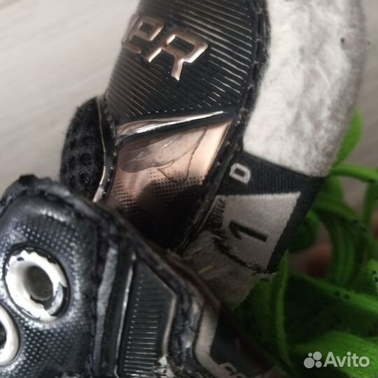 Хоккейные коньки Bauer 3s