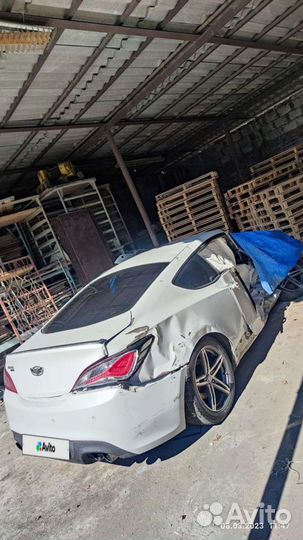 Hyundai Genesis 2.0 AT, 2013, битый, 190 000 км