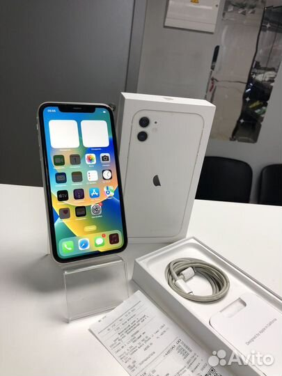 iPhone 11 128gb белый идеал