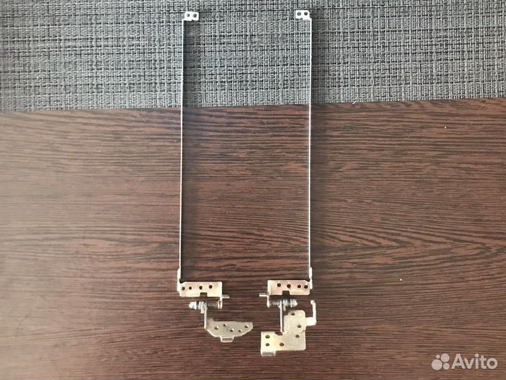 Петли (стойки, шарниры) для Samsung np355v5c