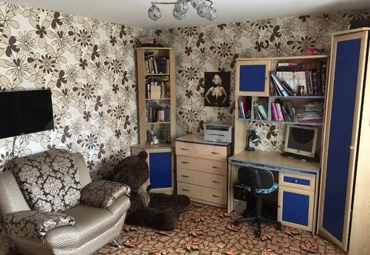 4-к. квартира, 130 м², 1/5 эт.