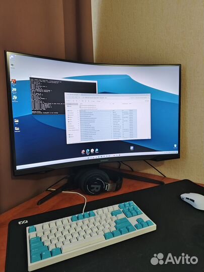 Samsung Odyssey G7 32 дюйма