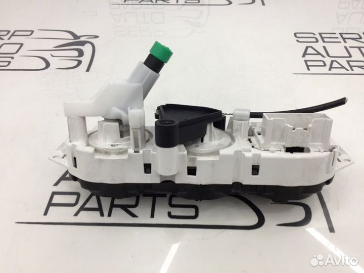 Блок управления кондиционером Ford Focus 2 CB4