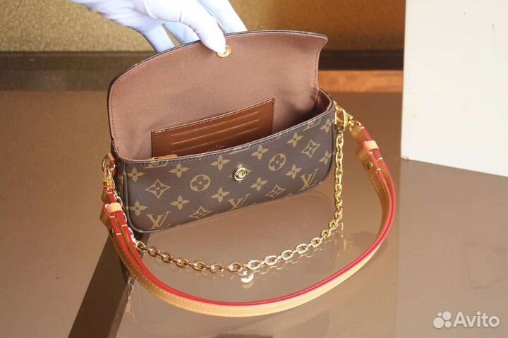 Сумка Louis Vuitton