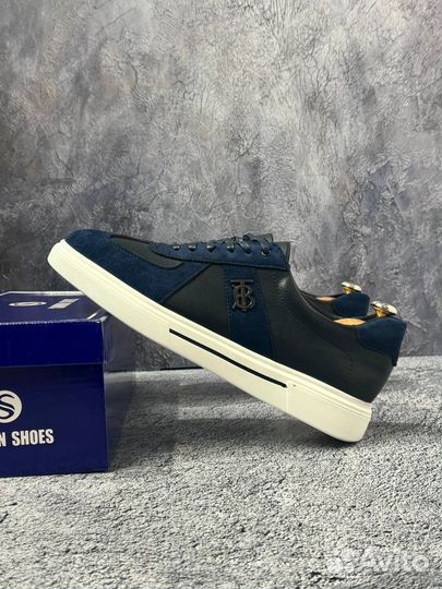 Кроссовки мужские классические