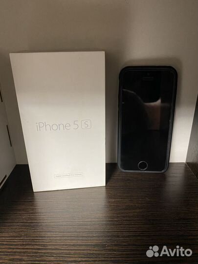 iPhone 5S, 16 ГБ