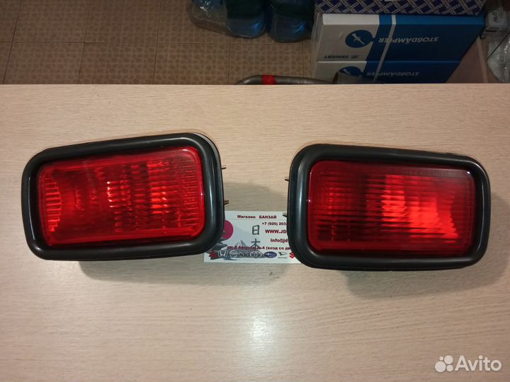 Противотуманка в бампер Mitsubishi Lancer