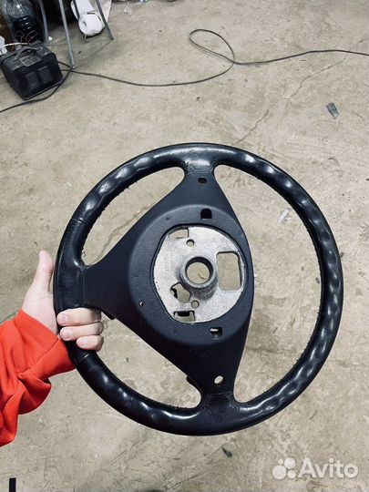 Руль на porsche 955 957