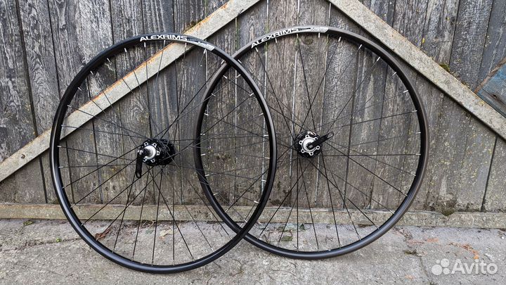Вилсет 27.5 дюймов AlexRims / Novatec