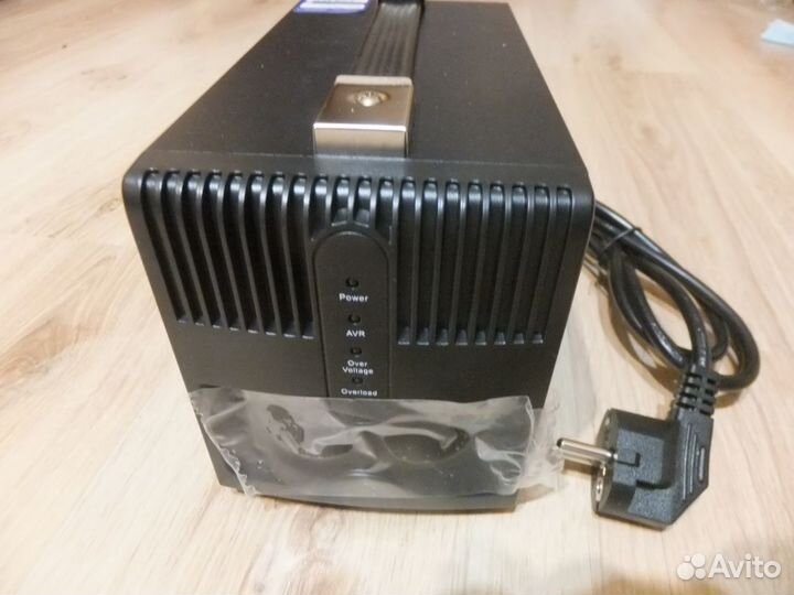 Стабилизатор напряжения ippon avr-1000