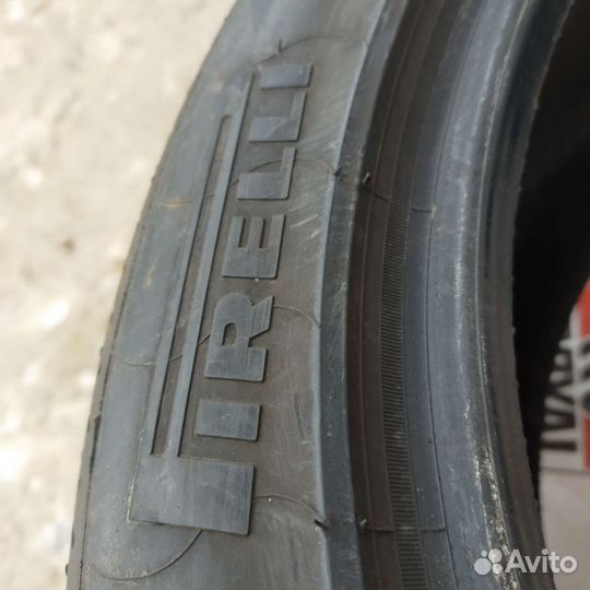 Pirelli P Zero 275/40 R19