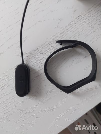 Фитнес браслет dexp M6