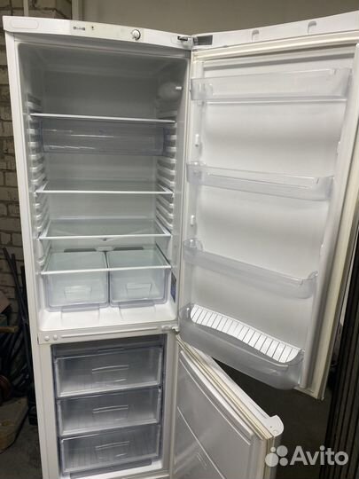 Холодильник Indesit 2.камеры. Отл-е Сост-е