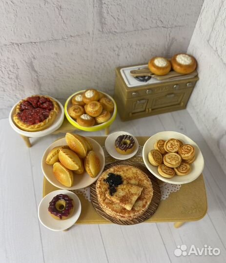 Миниатюрная еда для кукол