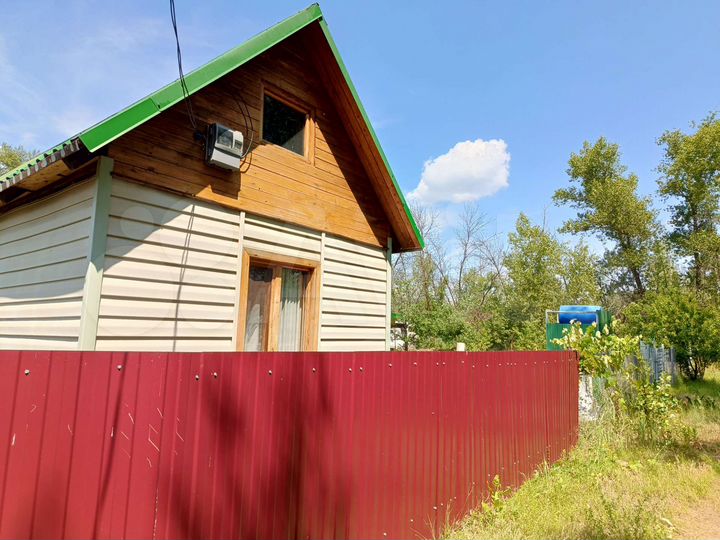 Дача 14 м² на участке 8,7 сот.