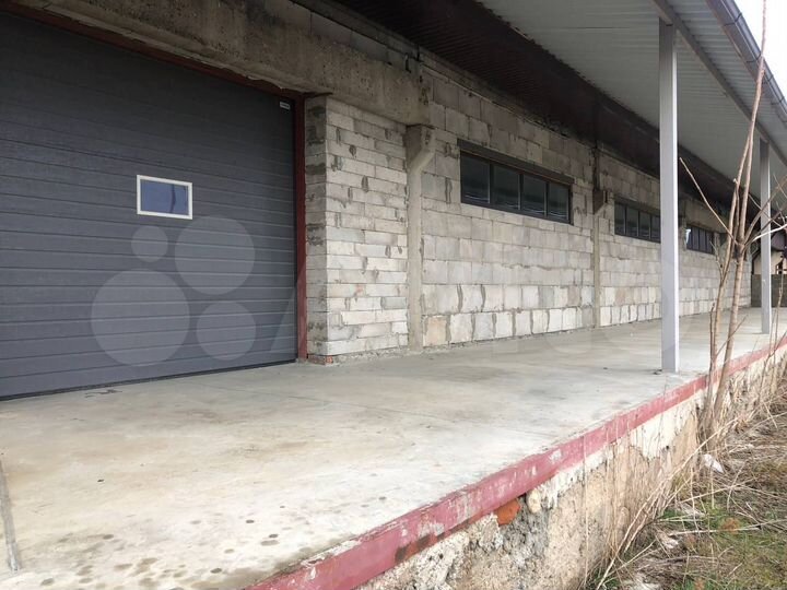 Склад, 824 м²