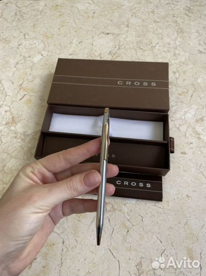 Ручка с позолотой Cross 3302WG