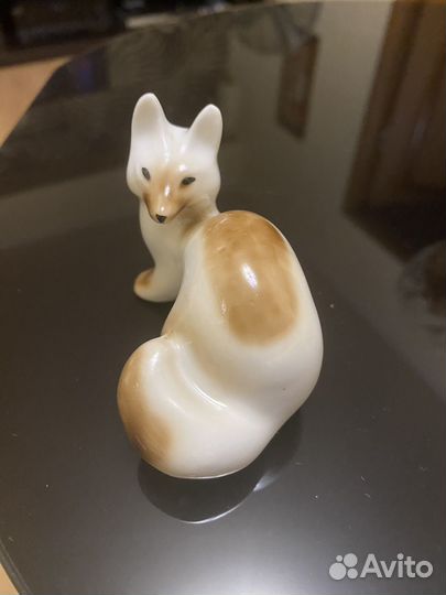 Статуэтка лиса