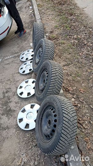 Goodyear UltraGrip 195/65 R15 L