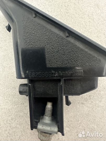 Фонарь подсветки номера dodge ram 5gen 68259697A