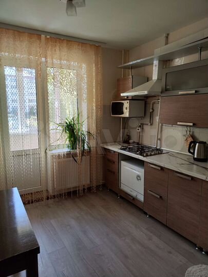 2-к. квартира, 54 м², 1/5 эт.