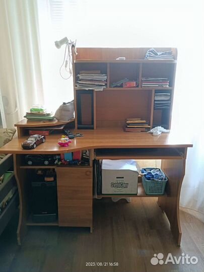 Компьютерный стол