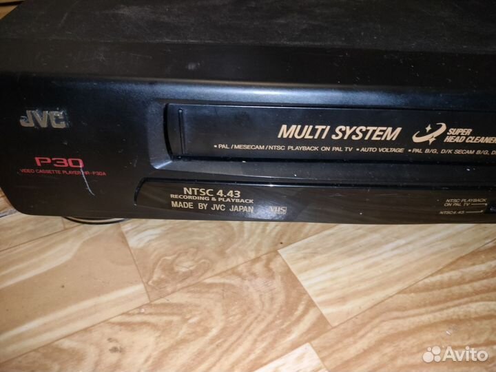 Видеомагнитофон JVC
