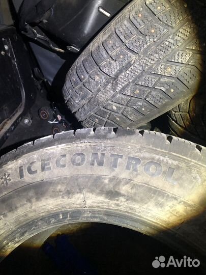 Brasa IceControl 235/65 R17