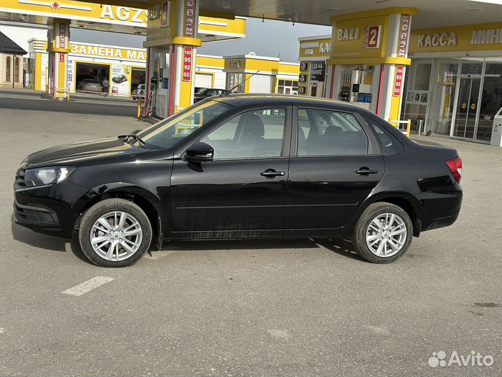 LADA Granta 1.6 МТ, 2024, битый, 10 км