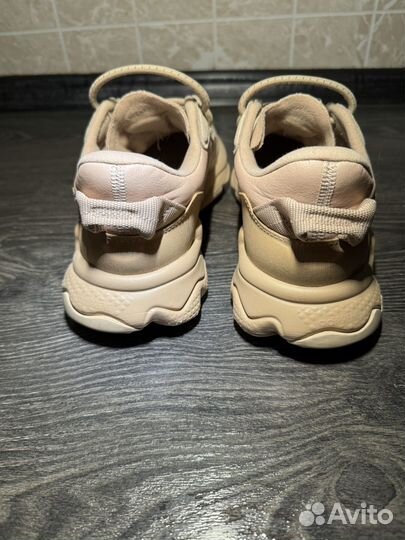 Кроссовки женские adidas