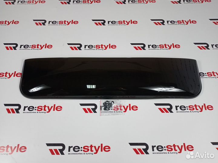 Дeфлектор люка Toyota Land Cruiser Prado 150 K1891