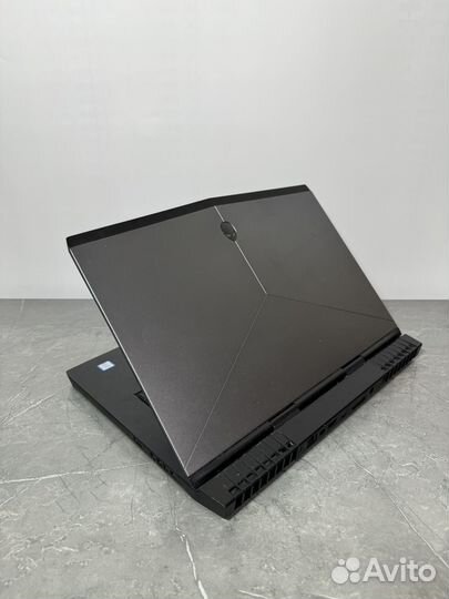 Игровой нотубук dell alienware GTX 1070