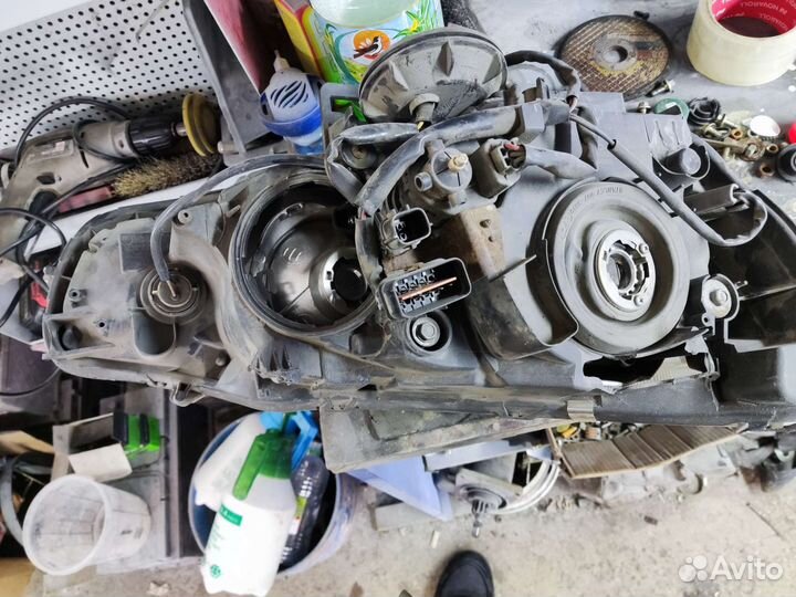 Фара mitsubishi outlander xl