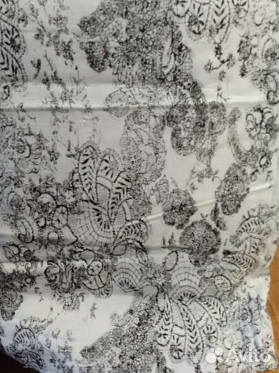 Отрезы тканей: костюмные, парча, фланель