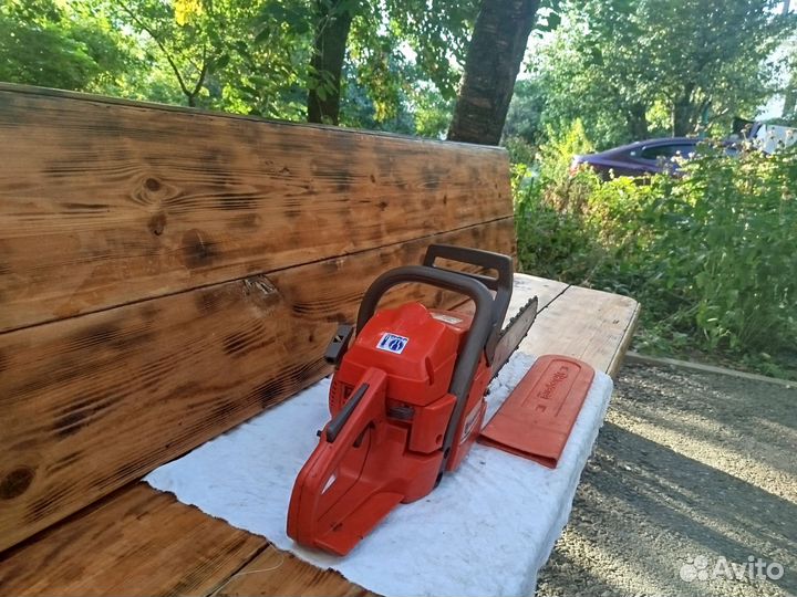 Бензопила хускварна 142