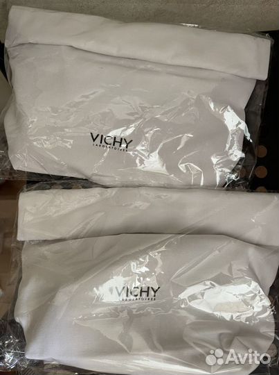 Vichy косметичка новая белая,синяя, оранжевая