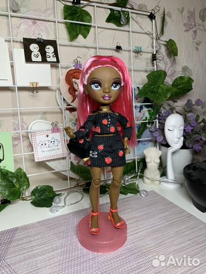Кукла Rainbow high Дарья Розелин Daria Roselyn