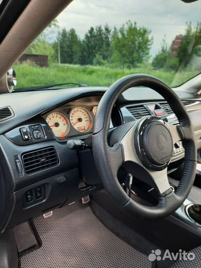 Mitsubishi Lancer 1.6 МТ, 2005, 330 000 км
